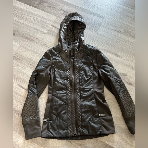 Athleta Rock Ridge PrimaLoft Jacket, Black SIZE XS - Picture 2 of 8